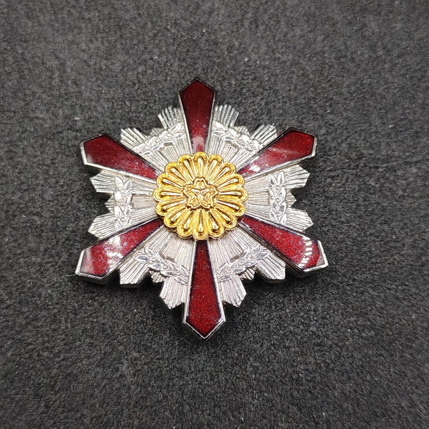 全场0元起拍 第164期 咸鱼国勋章拍卖专场 6月12日（周三）下午6：00开始 消防团20周年勤续章