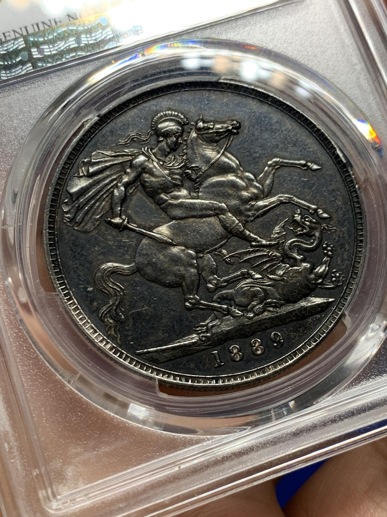 《竞宝斋》第277场- 周日，周一 2场连拍 （全场包邮） PCGS AUD 英国1889年披纱马剑克朗银币 双面深包浆