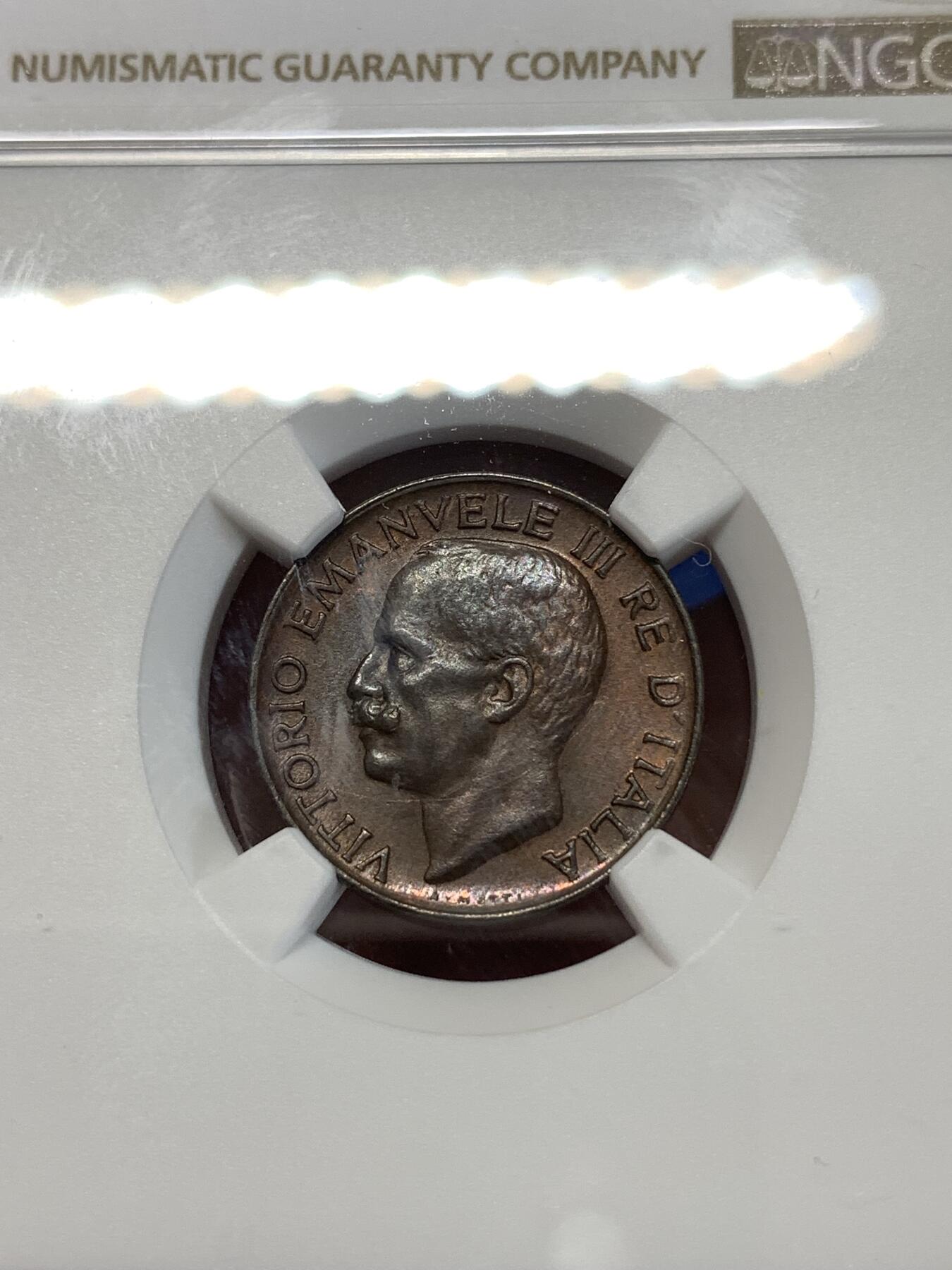 《竞宝斋》第277场- 周日，周一 2场连拍 （全场包邮） NGC MS63BN 1927R 意大利5分 好品小铜币 同时也是个背逆趣味币 细节犀利 特别是小麦一面 麦穗颗颗鲜明 少见