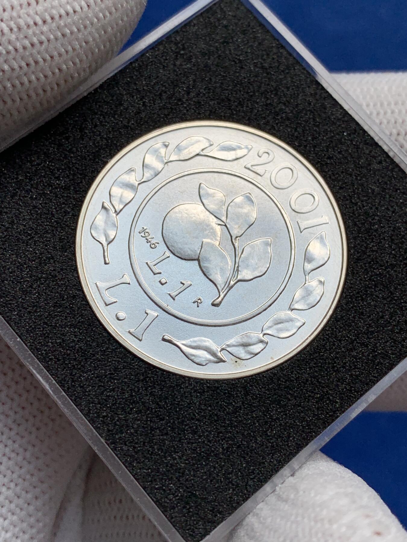 《竞宝斋》第277场- 周日，周一 2场连拍 （全场包邮） 两枚一组 意大利2001年最后的里拉银币