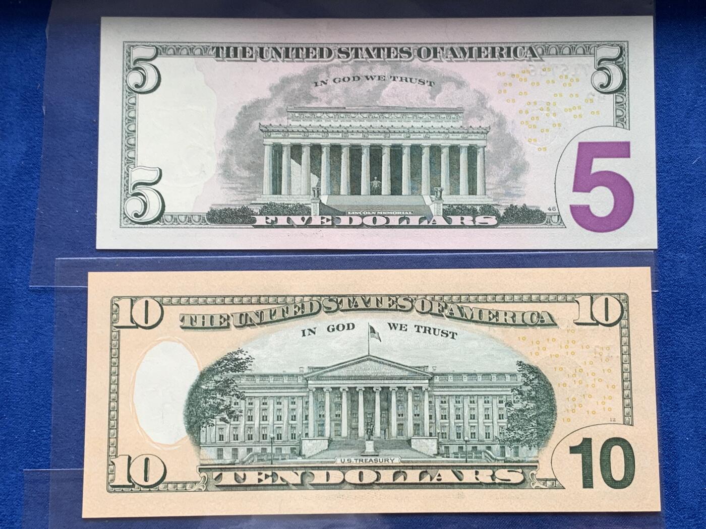 《竞宝斋》第277场- 周日，周一 2场连拍 （全场包邮） 4张1美元，1张5美元，2张10美元，赠1张朝鲜纸币 合计29美元 品相很好刀拆