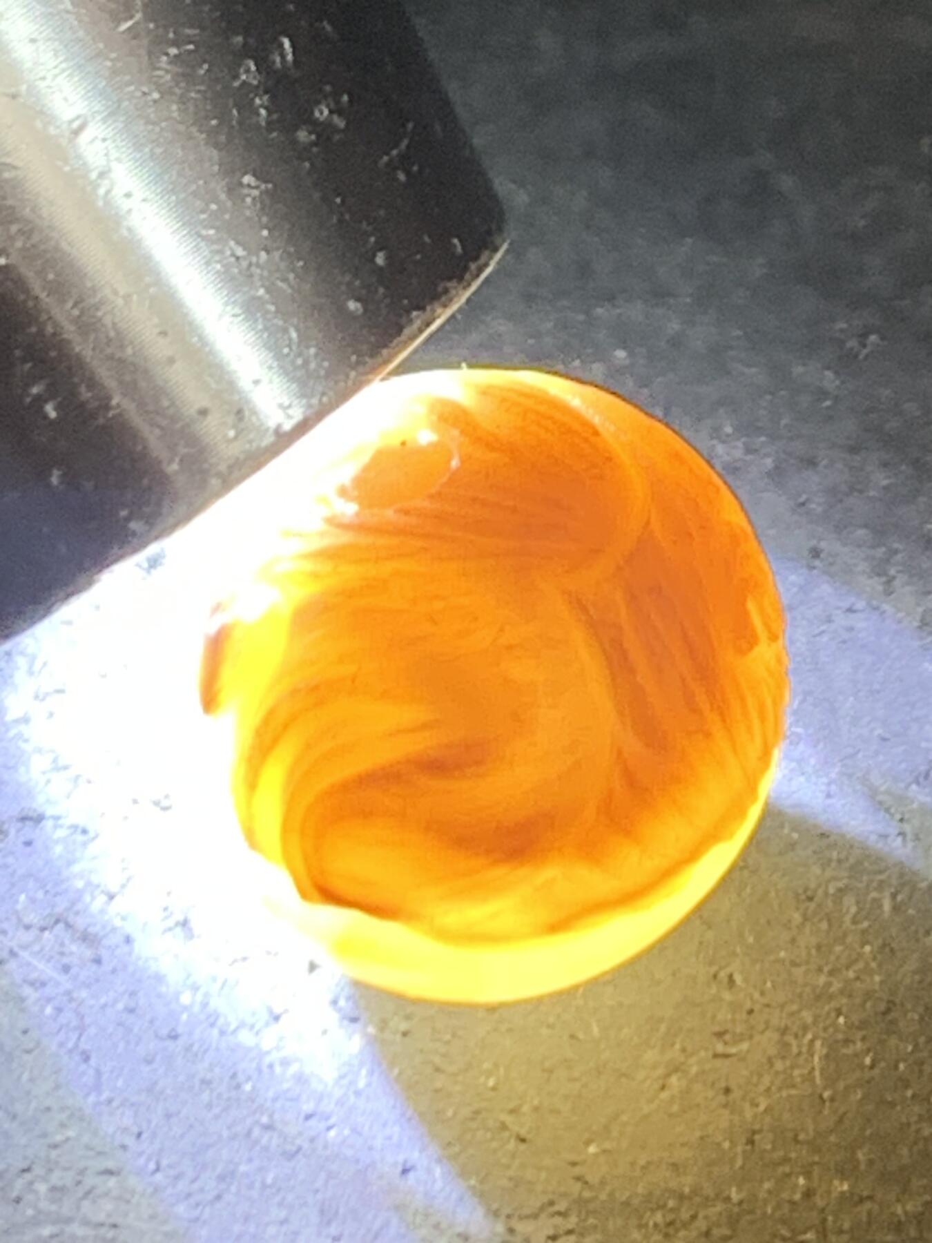 精美高玉化亚光海洋玉髓手工俏色巧雕灵猴圆珠一个！