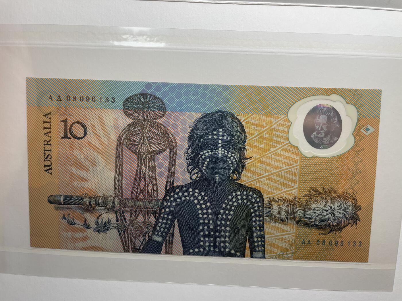 2024年集古藏今外币拍卖第八期-第10场—（总第80拍）-纸币专场，本场拍完结算发货，本期寄存的2-3天内完成发货，再进行下一期拍卖。 AA首发冠，1988年全球第一张塑料钞无47号码