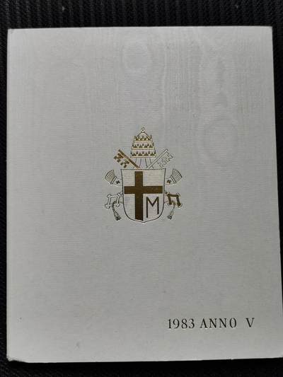 道一币馆币章第七十场（参加防汛了，发货要推迟三五天） - 原包装 梵蒂冈1983年清年套币七枚 含1000里拉银币