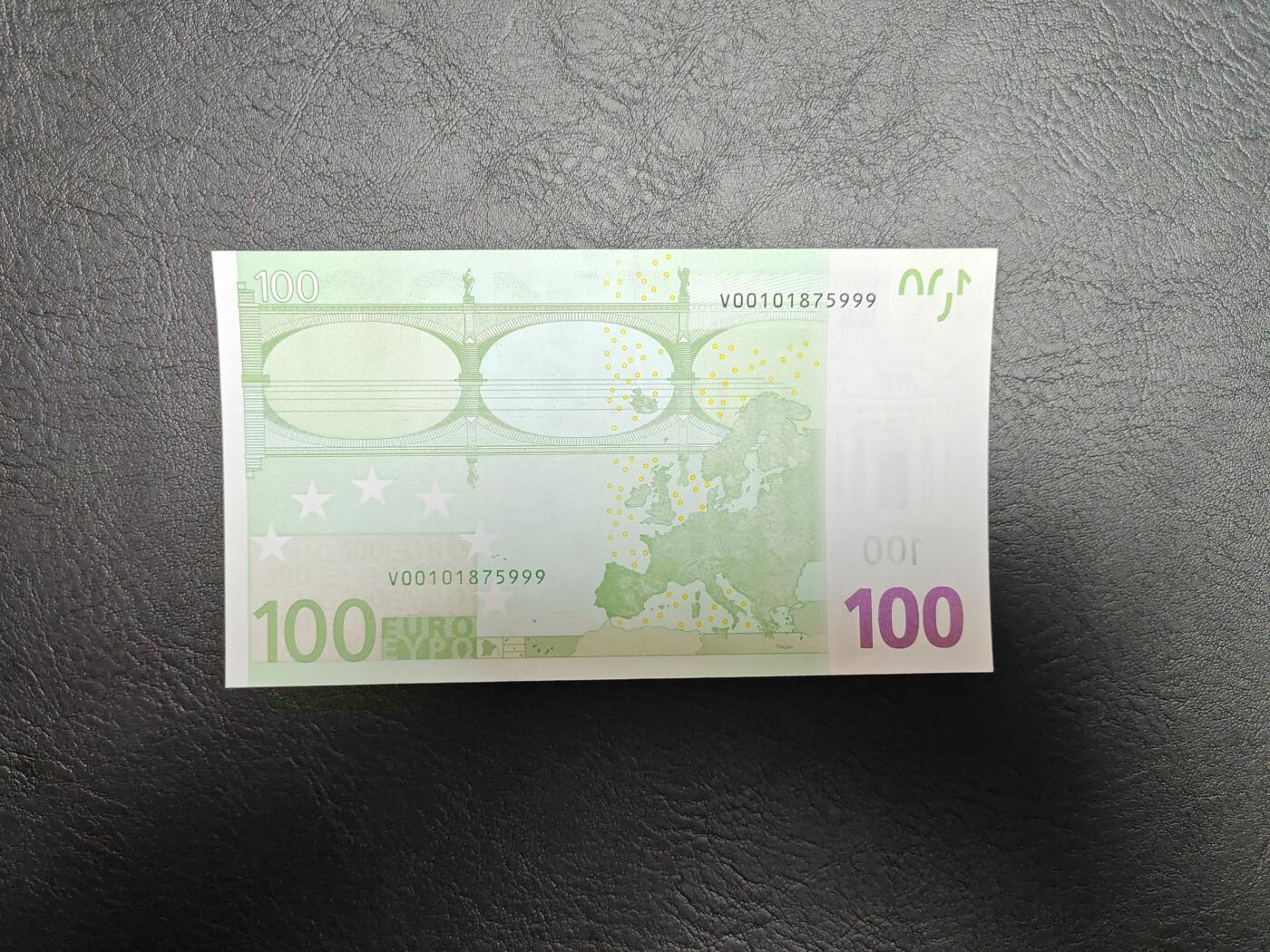 欧盟纸币Euro 靓号豹子号 2002版 一签 100欧元 V冠西班牙版 无4小号 全新UNC