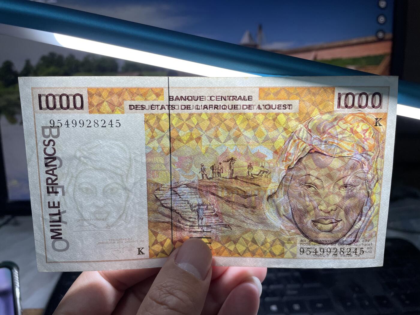 2024年集古藏今外币拍卖第八期-第10场—（总第80拍）-纸币专场，本场拍完结算发货，本期寄存的2-3天内完成发货，再进行下一期拍卖。 1990年西非布基纳法索1000法郎