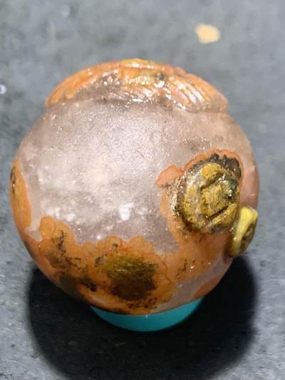 精美冰飘亚光战国红玛瑙手工俏色巧雕鱼钱币随形圆珠一个， 精美冰飘亚光战国红玛瑙手工俏色巧雕鱼钱币随形圆珠一个，