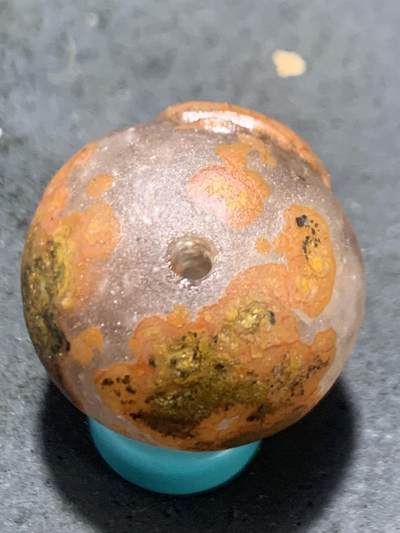 精美冰飘亚光战国红玛瑙手工俏色巧雕鱼钱币随形圆珠一个， 精美冰飘亚光战国红玛瑙手工俏色巧雕鱼钱币随形圆珠一个，