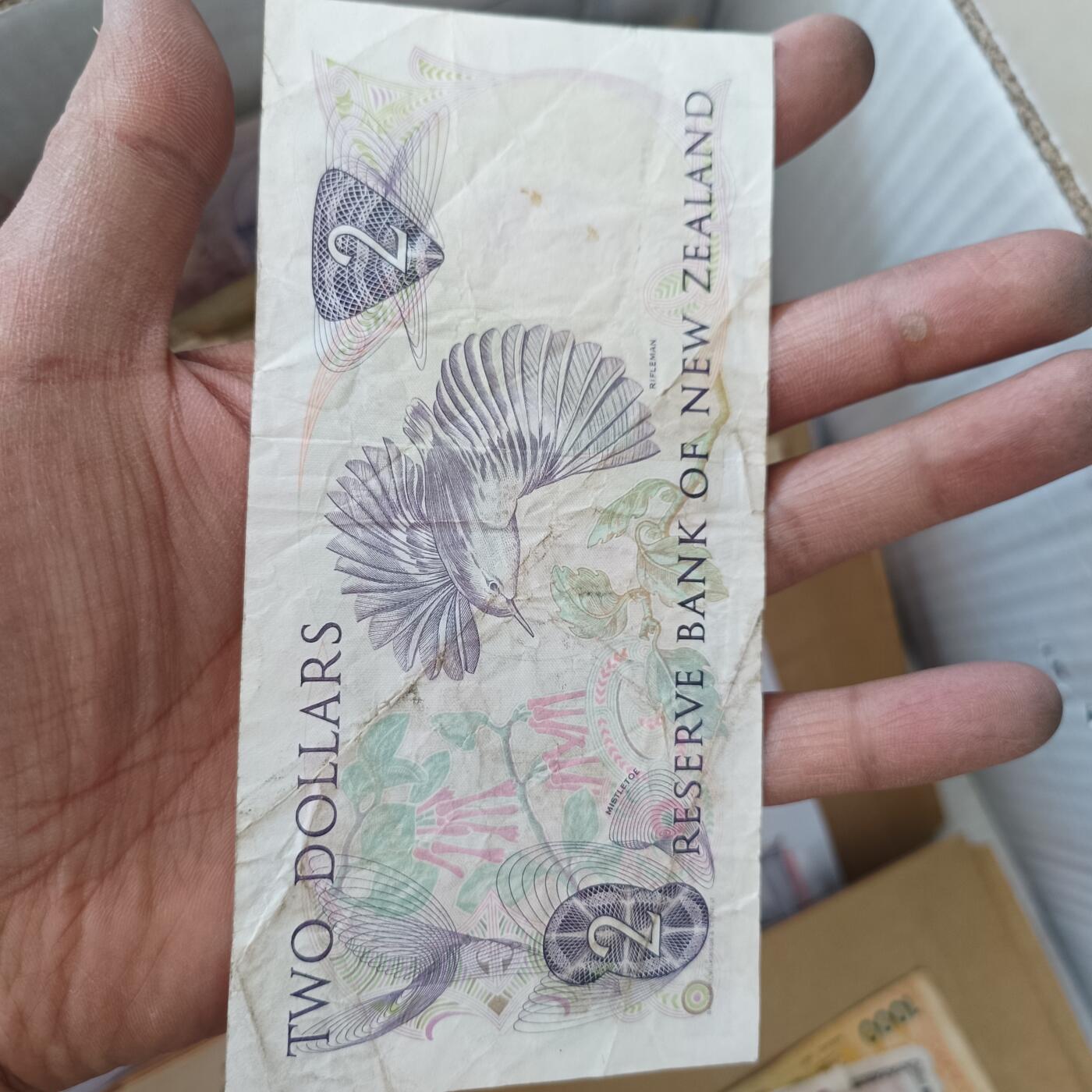 泡泡堂微拍第335幕捡漏可累计专场👿👿，累计满五十元包邮，接受代拍业务 新西兰二刀