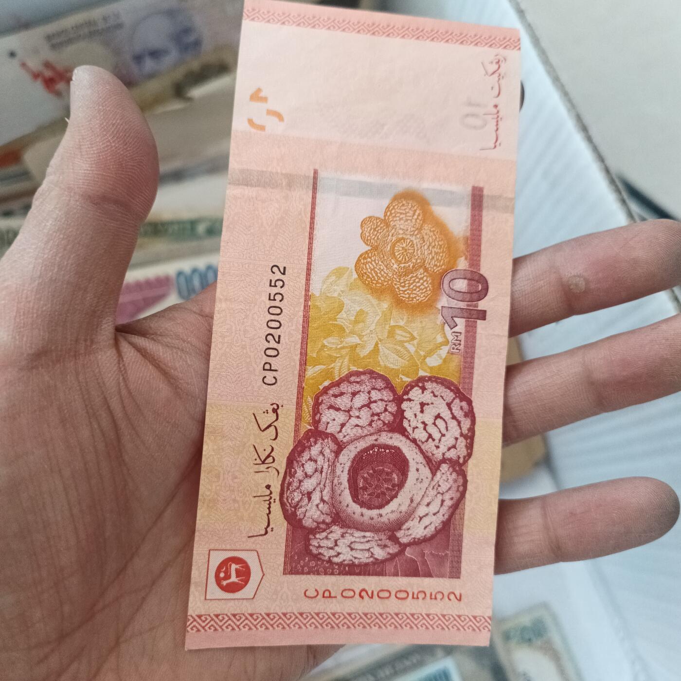 泡泡堂微拍第335幕捡漏可累计专场👿👿，累计满五十元包邮，接受代拍业务 马来西亚10刀