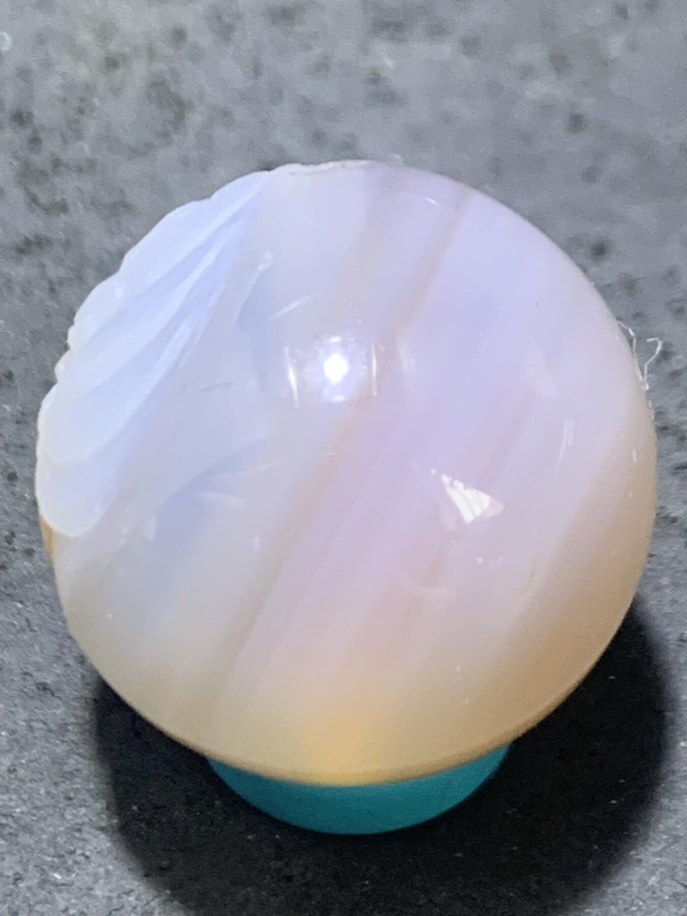 精美高玉化亚光海洋玉髓手工俏色巧雕蝙蝠钱币随形2.0随形圆珠一个