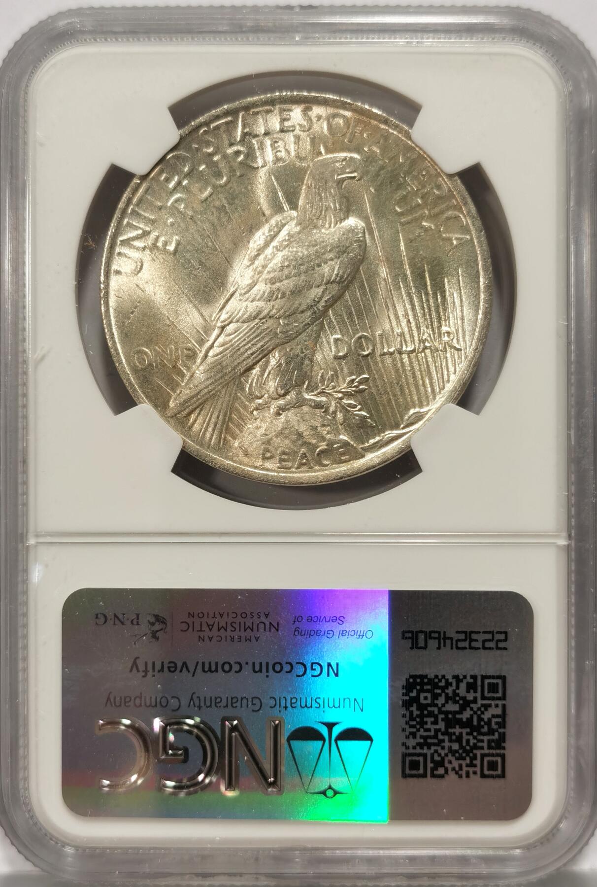 【麦稀奇世界钱币展】博洋堂“流萤染夏”六月精品专场暨第081期（全场包邮） NGC MS63 美国1922年和平银币，币面非常干净，BU光泽