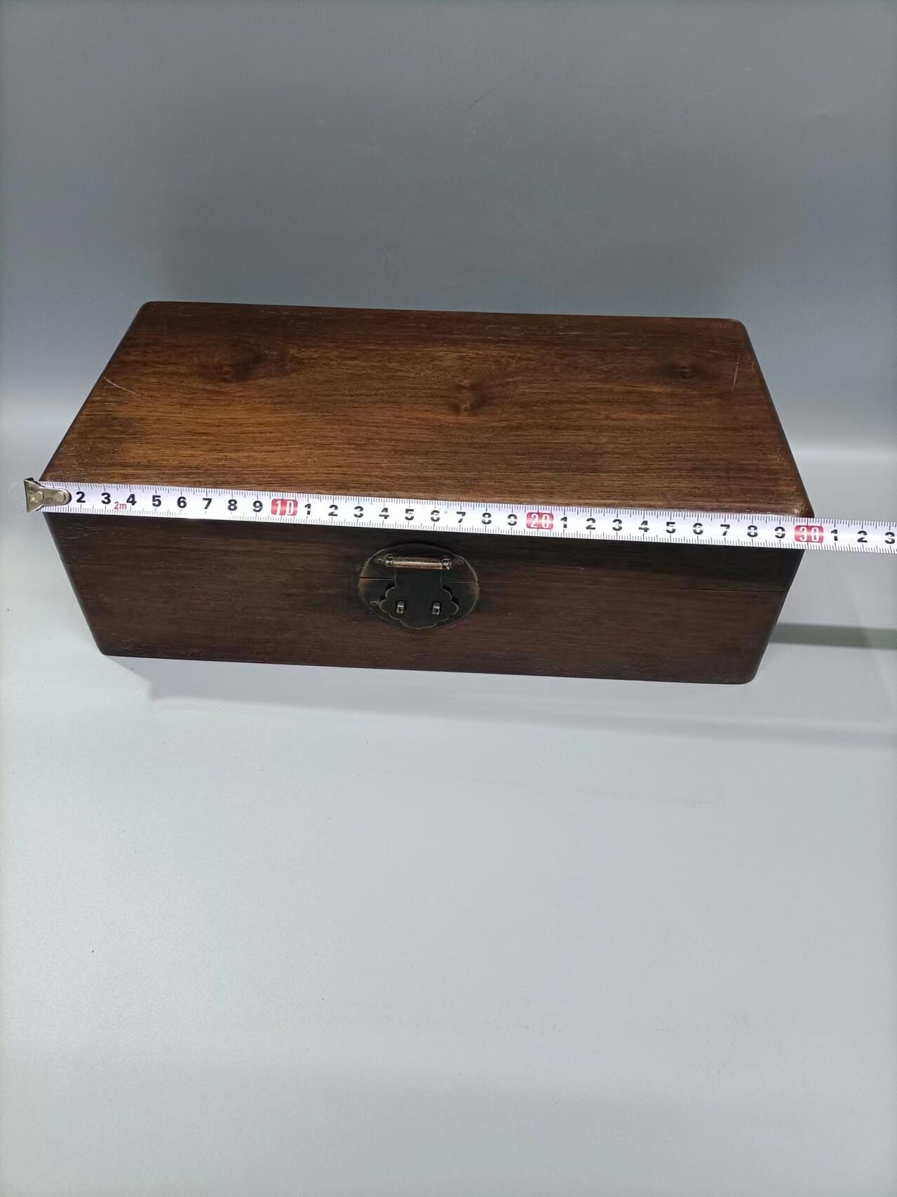 旧藏民国晚清海南黄花梨木盒