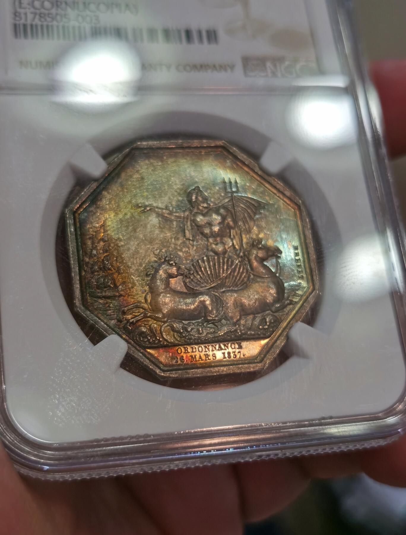 【麦稀奇世界钱币展】博洋堂“流萤染夏”六月精品专场暨第081期（全场包邮） 法国八角名誉品三叉河神贝壳款 边铭丰饶角 稀有 也是著名八角封面章 NGC MS61 彩好 状态不输62