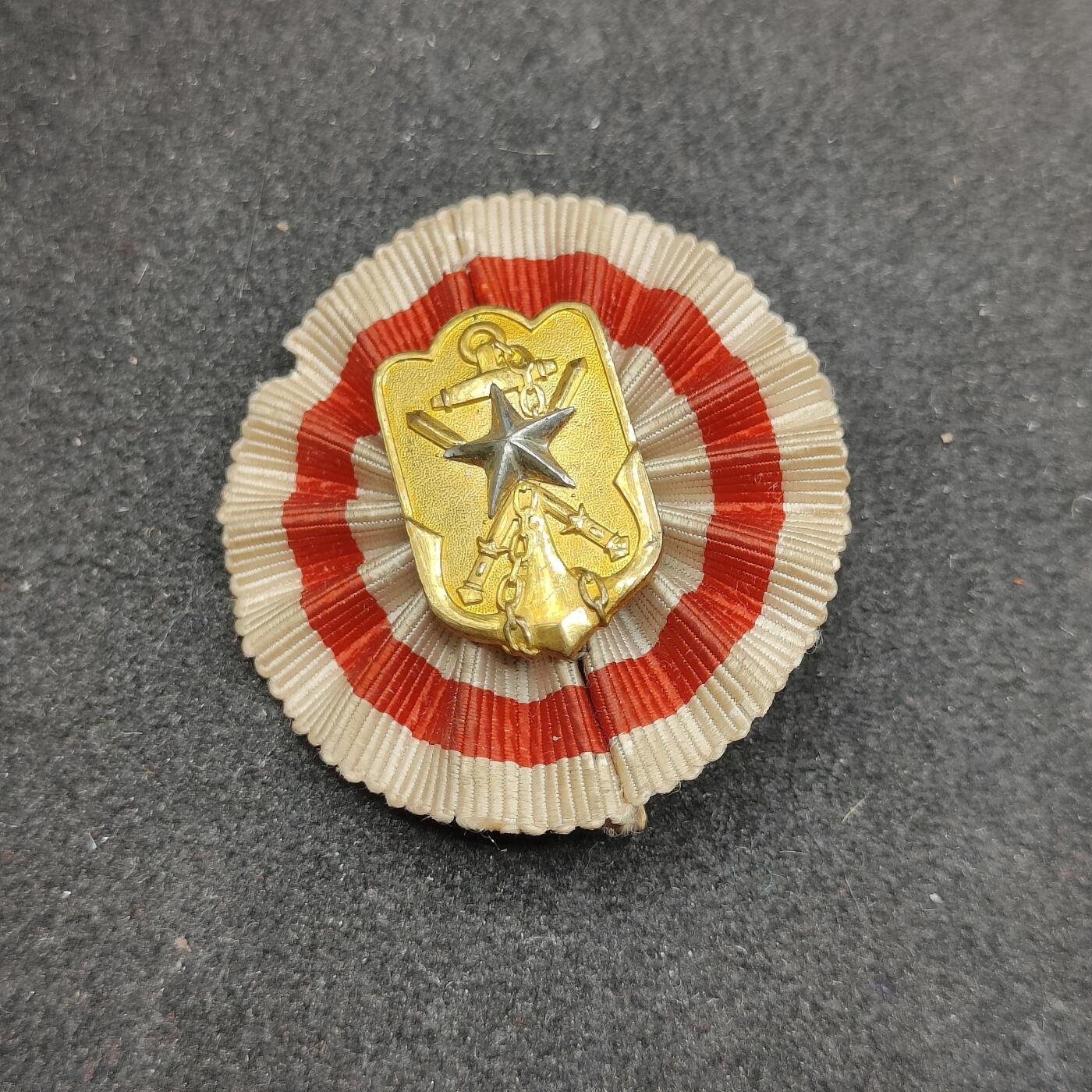 全场0元起拍 第165期 咸鱼国勋章拍卖专场 6月16日（周日）下午6：00开始 日本战时 帝国在乡军人会特别会员章