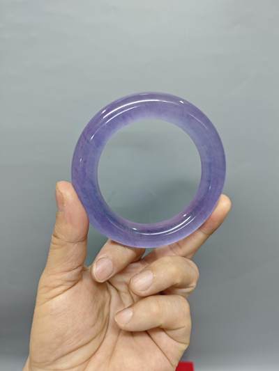 天然翡翠紫罗兰冰糯种女士圆条直径59毫米手镯带证书 天然翡翠紫罗兰冰糯种女士圆条直径59毫米手镯带证书