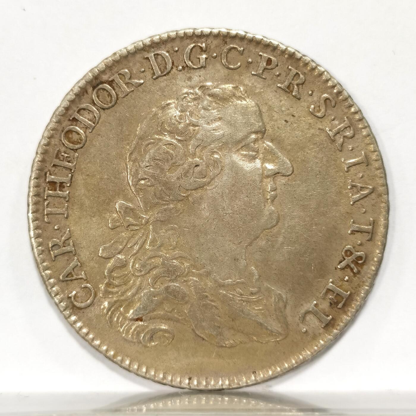 【麦稀奇世界钱币展】博洋堂“流萤染夏”六月精品专场暨第081期（全场包邮） 1765年德国莱茵普法尔茨选帝侯国1泰勒银币 少见邦国 普法尔茨-巴伐利亚-选帝侯三拼盾徽 维特斯巴赫家族的卡尔·特奥多尔 细节比较完整 深色包浆