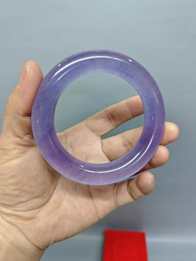 天然翡翠紫罗兰冰糯种女士圆条直径59毫米手镯带证书 天然翡翠紫罗兰冰糯种女士圆条直径59毫米手镯带证书