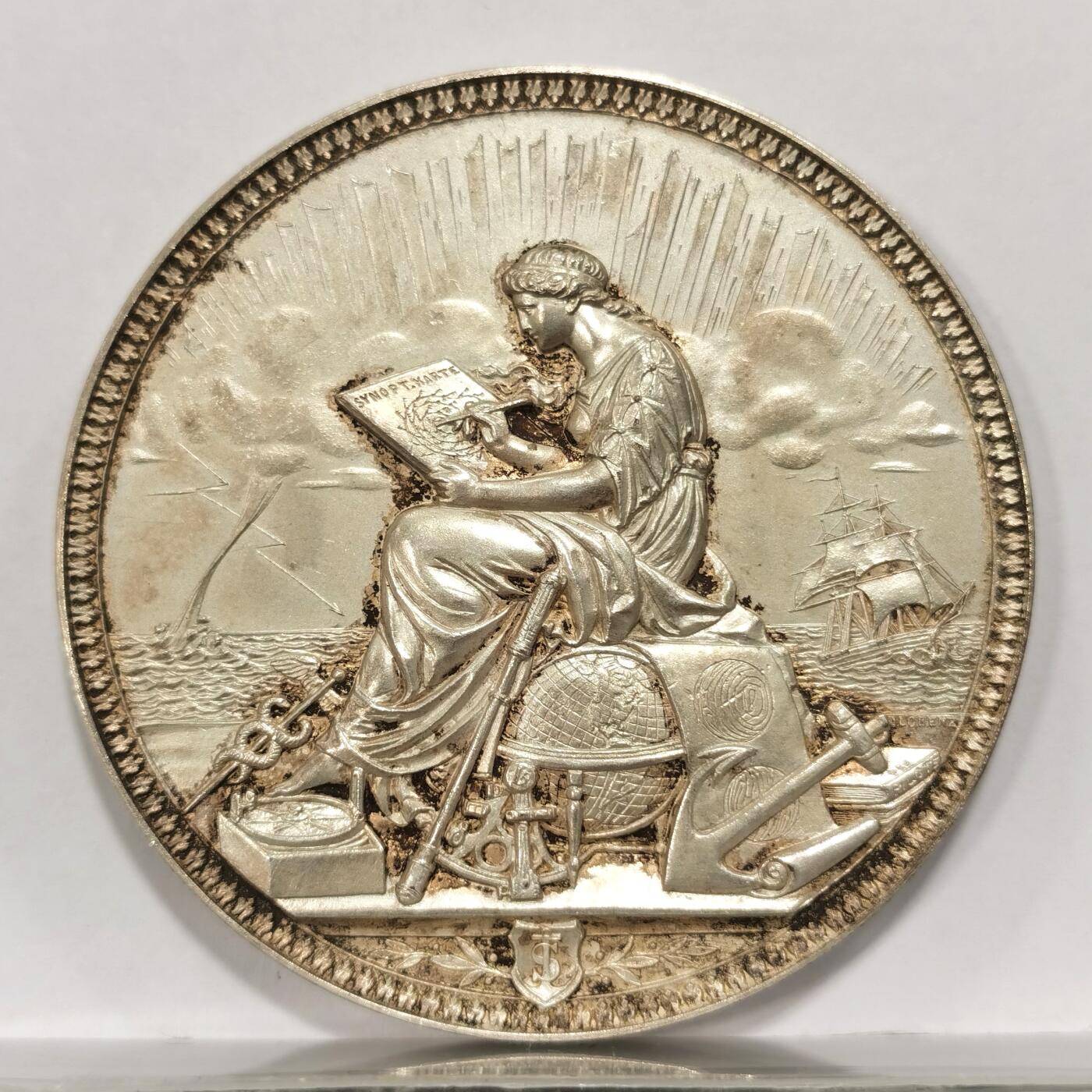 【麦稀奇世界钱币展】博洋堂“流萤染夏”六月精品专场暨第081期（全场包邮） 1881年德国海军天文台奖章，奖牌由镀银青铜制成，重量82.48克，直径57毫米