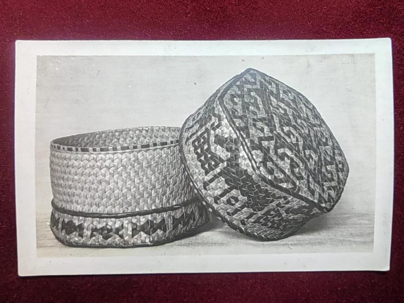 联合阁邮币社™ ——“古典明信片专场” 棕榈叶编织篮