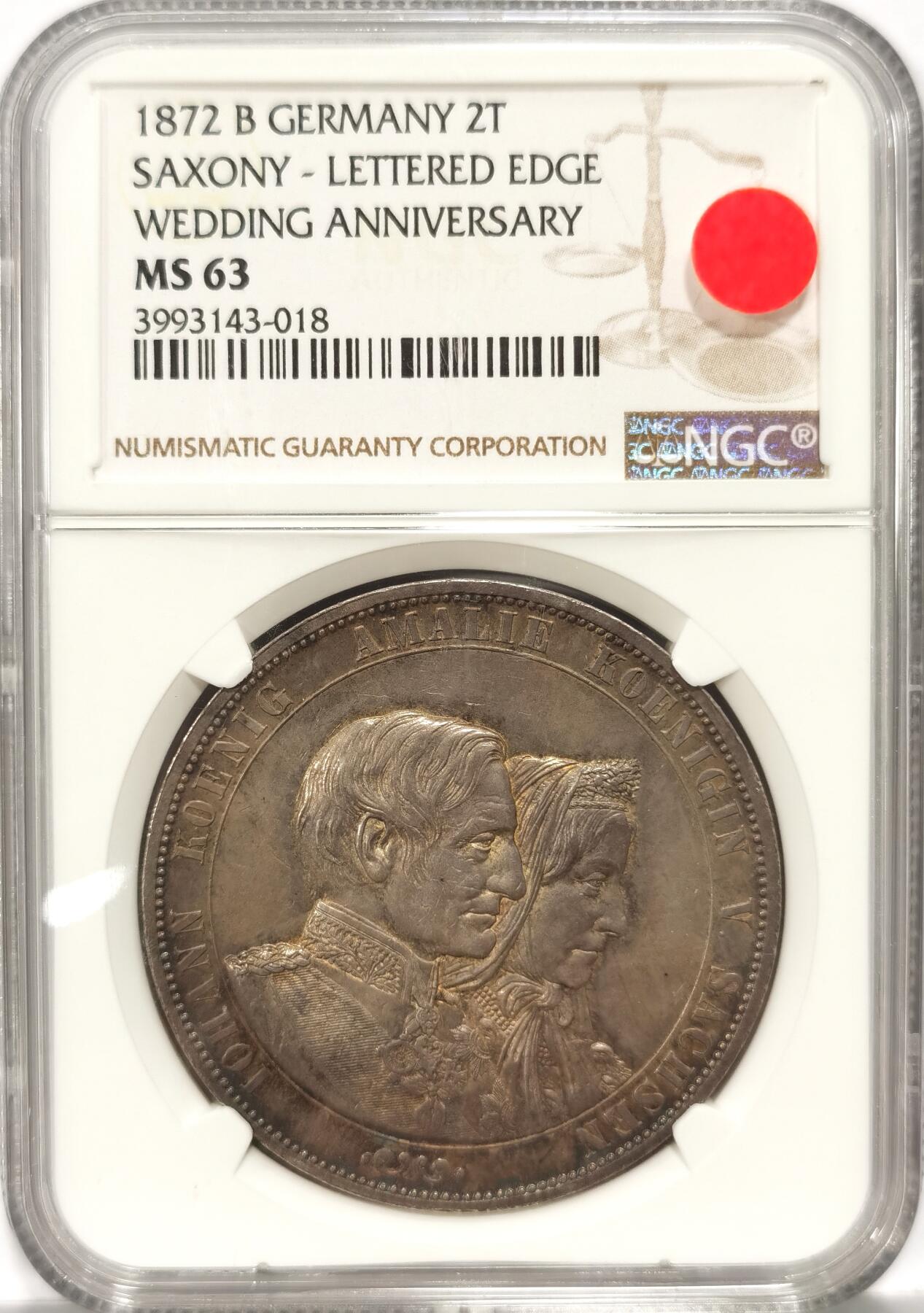 【麦稀奇世界钱币展】博洋堂“流萤染夏”六月精品专场暨第081期（全场包邮） NGC MS63 1872年德国萨克森金婚2泰勒 德国各邦国在1871年统一，建立德意志帝国，帝国议会在1871年12月4日通过了第一部帝国硬币法，统一了1871年前各邦国各不相同的货币系统。货币改为马克，这枚是德国最后一枚2泰勒，属于2泰勒的关门币，值得收藏纪念。