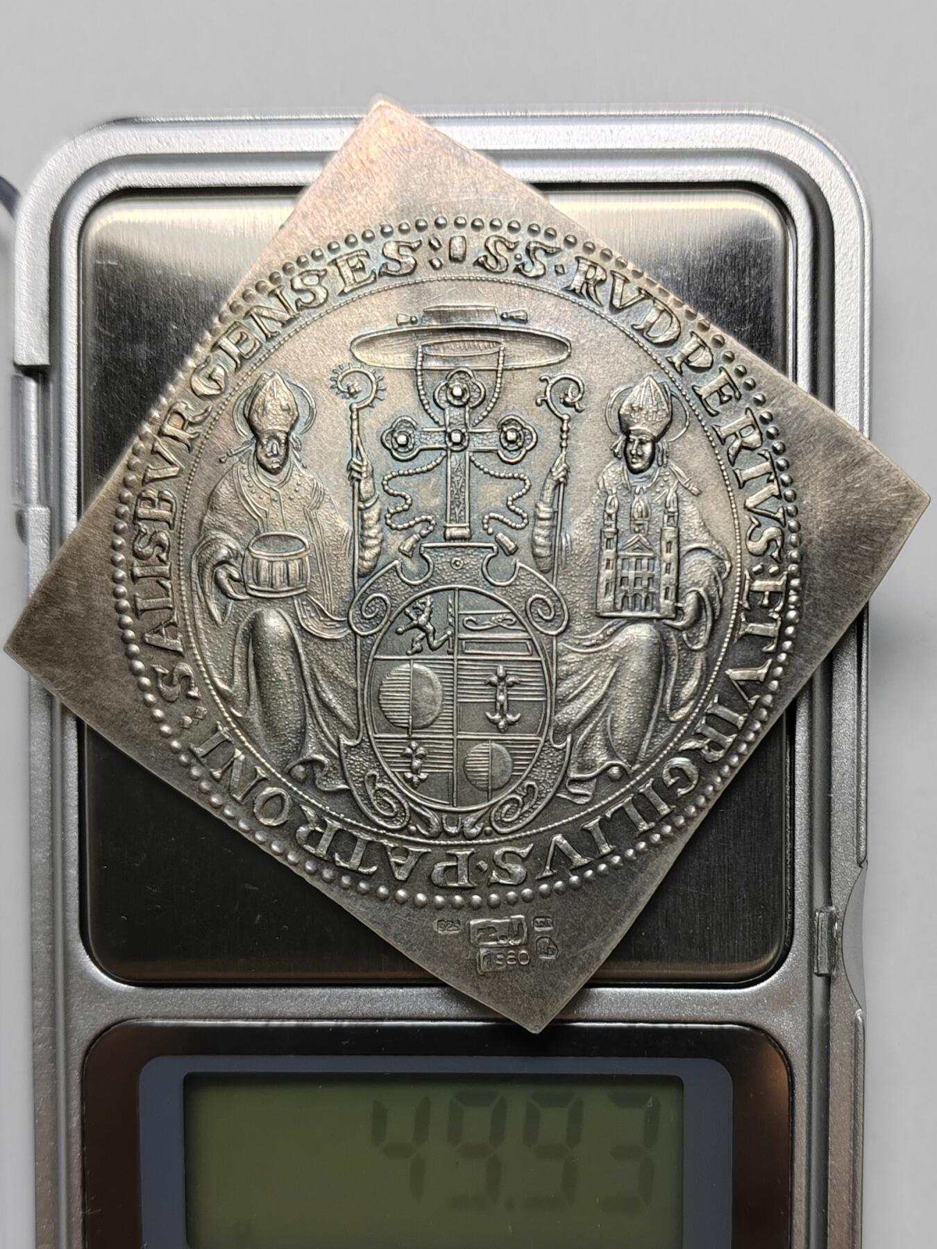 【麦稀奇世界钱币展】博洋堂“流萤染夏”六月精品专场暨第081期（全场包邮） 奥地利萨尔茨堡1668-87年菱形2泰勒Klippe（1980年后铸）近50克大银