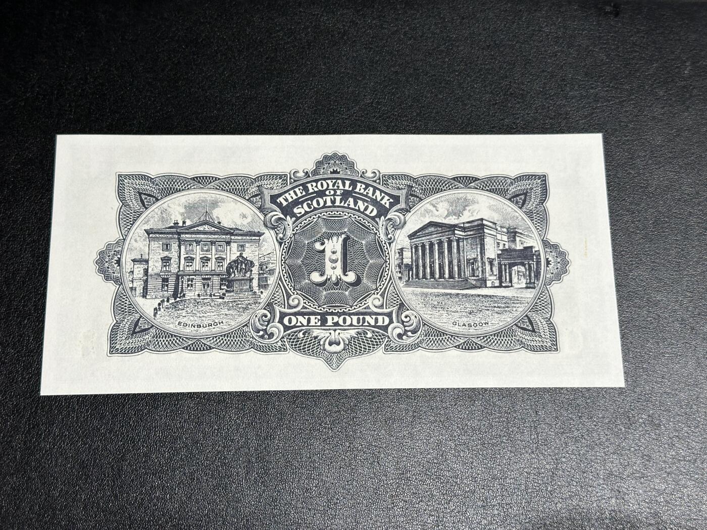 《外钞收藏家》第三百七十九期（连拍第一场） 1964年苏格兰皇家银行1镑 全新 轻微瑕疵