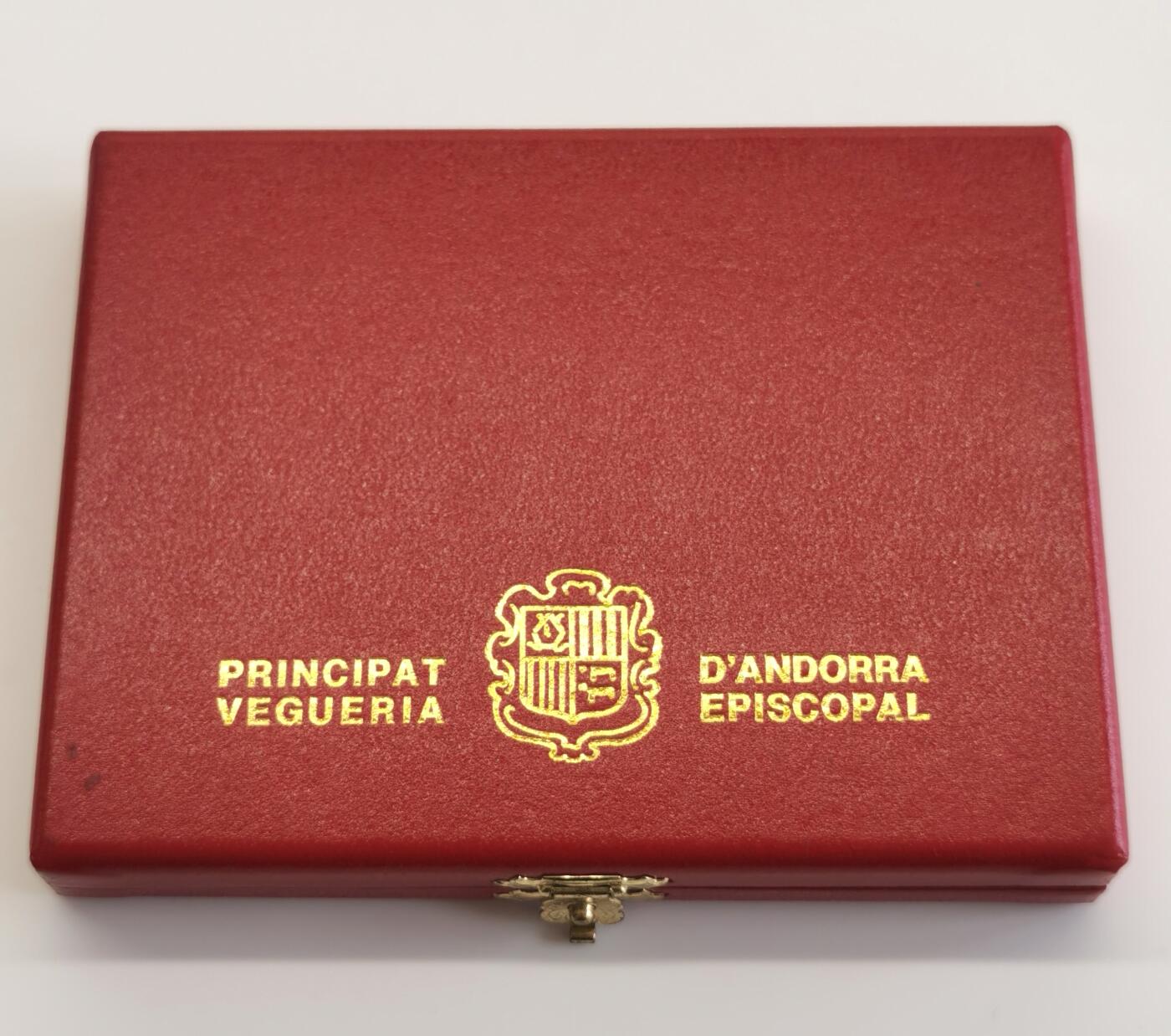 【麦稀奇世界钱币展】博洋堂“流萤染夏”六月精品专场暨第081期（全场包邮） 1984年安道尔纪念币，带原盒，重量20.4克，直径38毫米