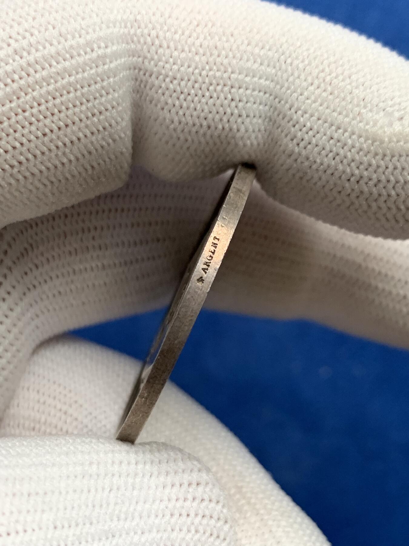 《竞宝斋》第281场- 周日，周一 ，周二3场连拍 （全场包邮） 法国里昂市进入法庭的银质代币，12.45g，34.5mm，蜜蜂边铭