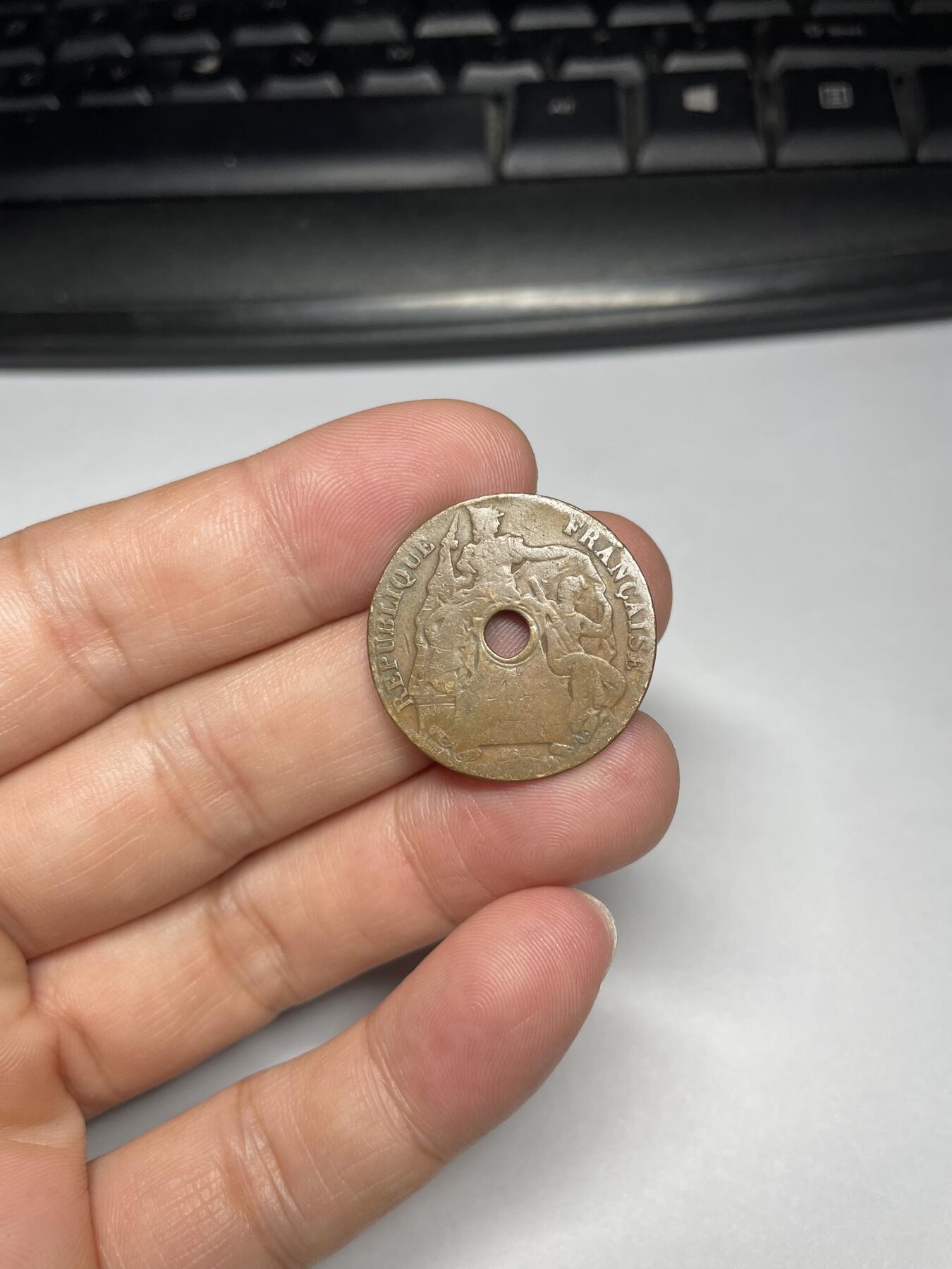 2024年集古藏今外币拍卖第九期-第2场—（总第82拍） 1921年法属印支百分之一