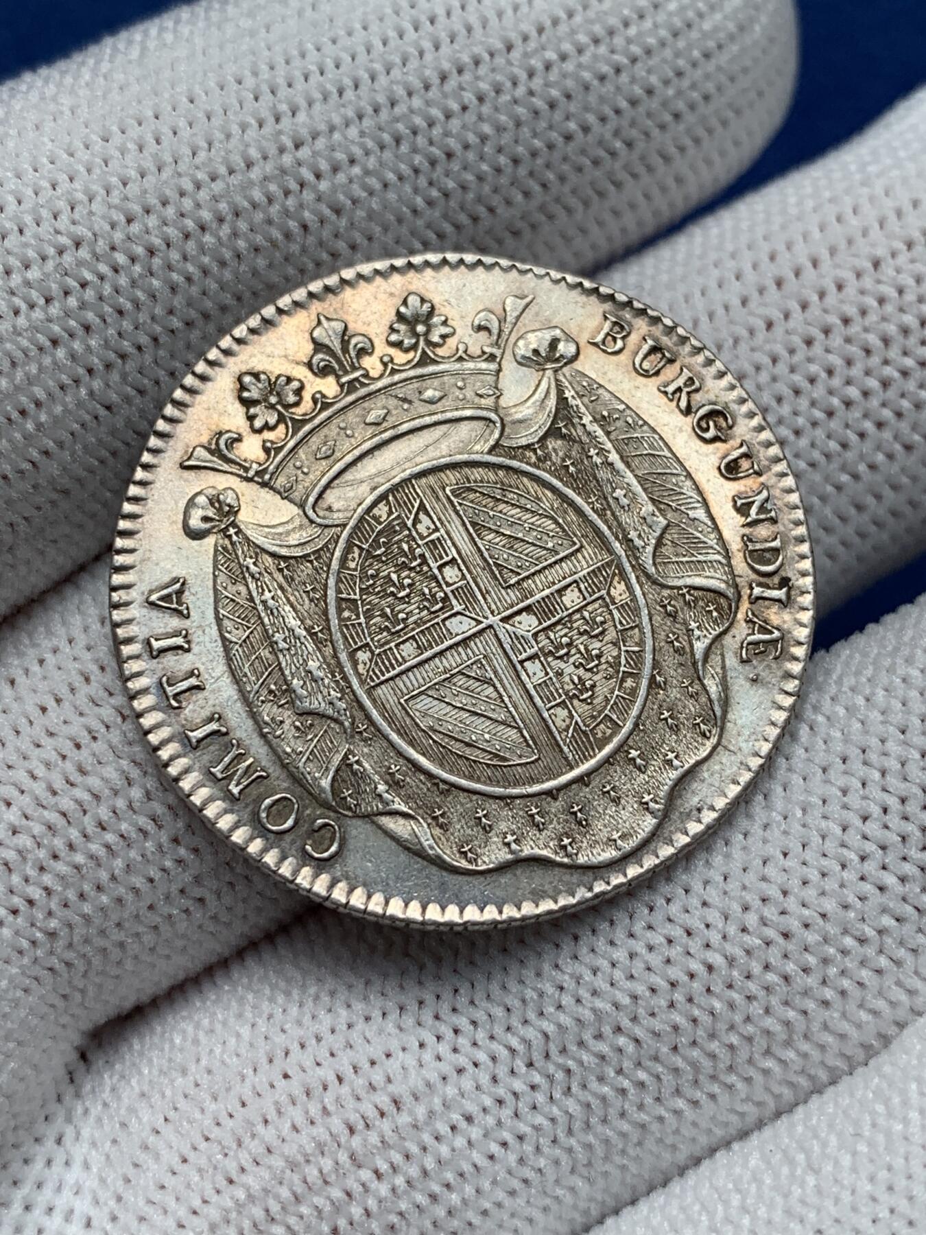 《竞宝斋》第281场- 周日，周一 ，周二3场连拍 （全场包邮） 法国银质代币，1725年勃艮第纪念国王成年，10.61g，30.6mm