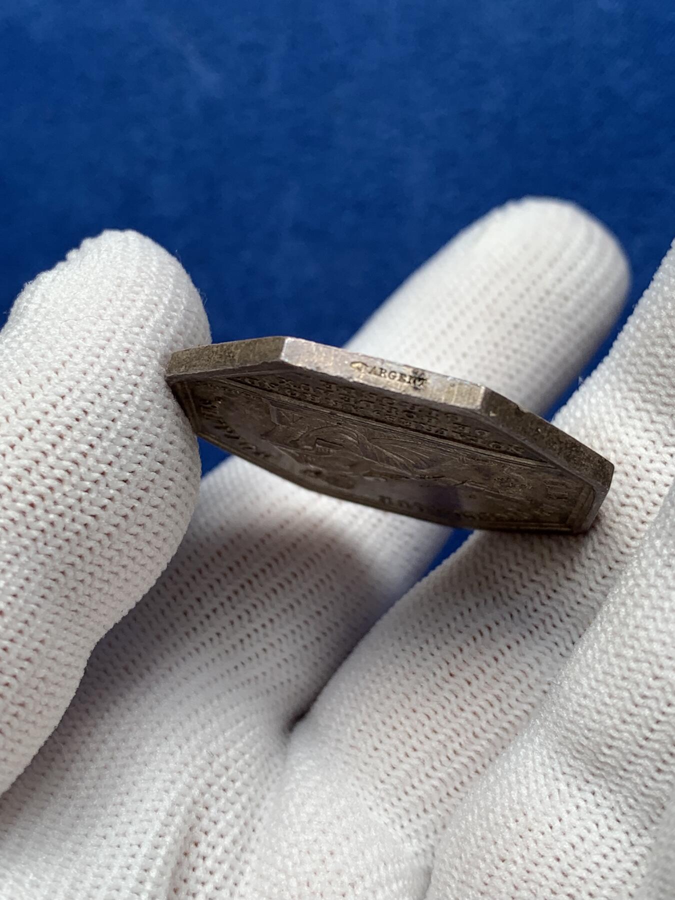 《竞宝斋》第281场- 周日，周一 ，周二3场连拍 （全场包邮） 法国八角银质代币，菲利普一世头像波尔多公证人，17.38g，33.6mm，手指边铭