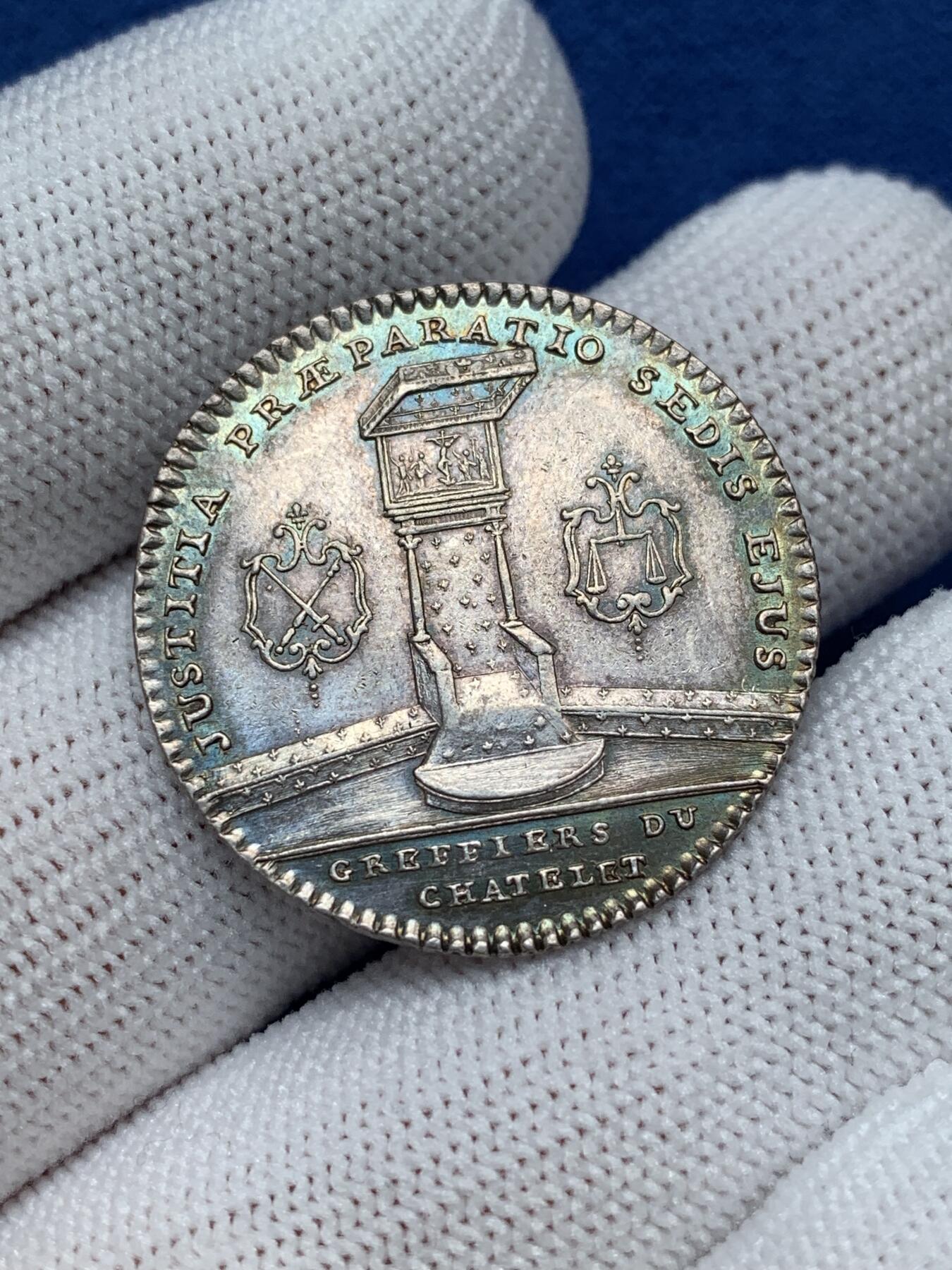 《竞宝斋》第281场- 周日，周一 ，周二3场连拍 （全场包邮） 法国代用银币，18世纪巴黎夏泰莱司法职员，5.75g，28.6mm