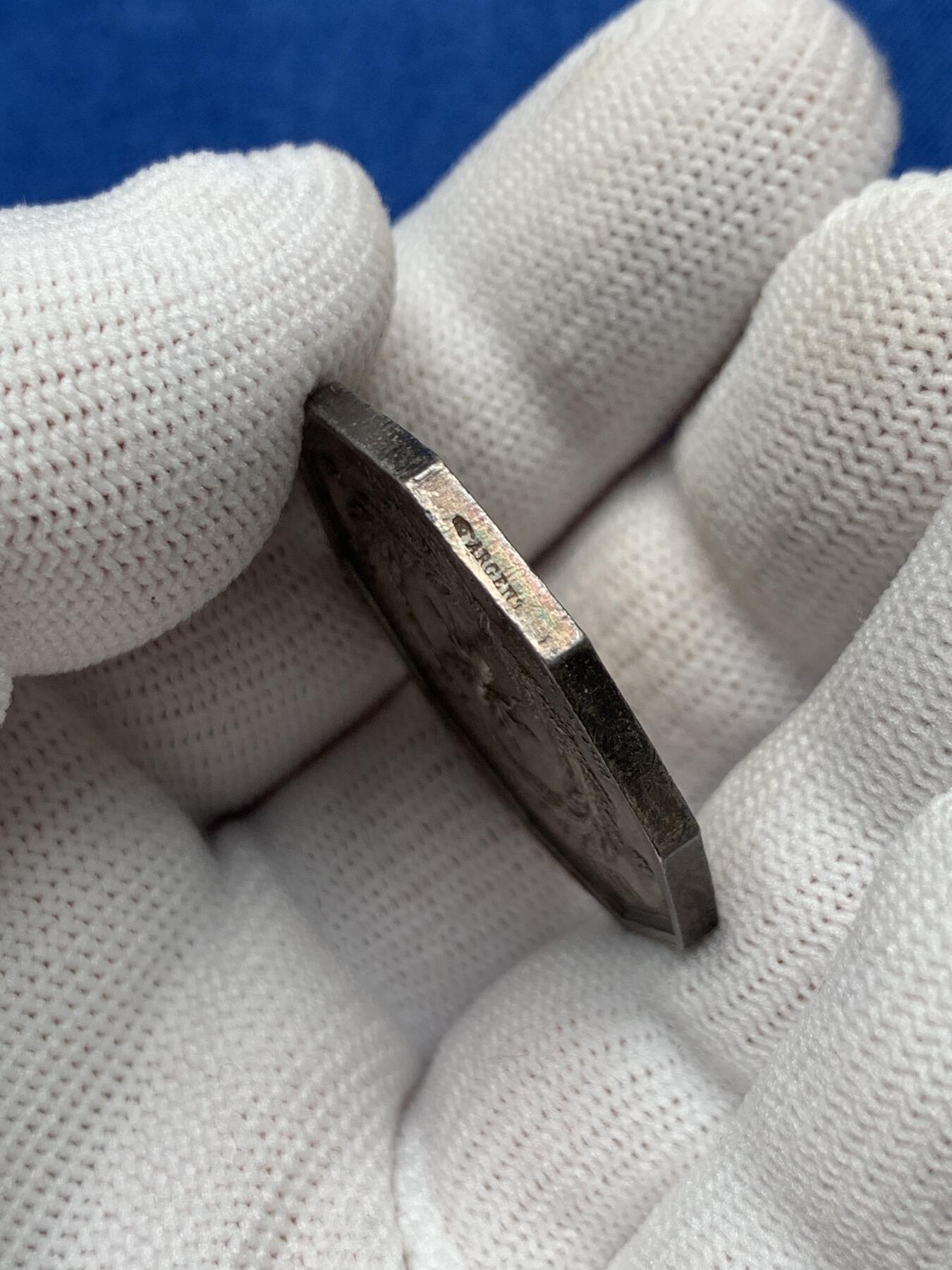 《竞宝斋》第281场- 周日，周一 ，周二3场连拍 （全场包邮） 法国八角银质代币，里昂储蓄银行，像蚂蚁般一点点储藏，16.05g，32.7mm，手指边铭