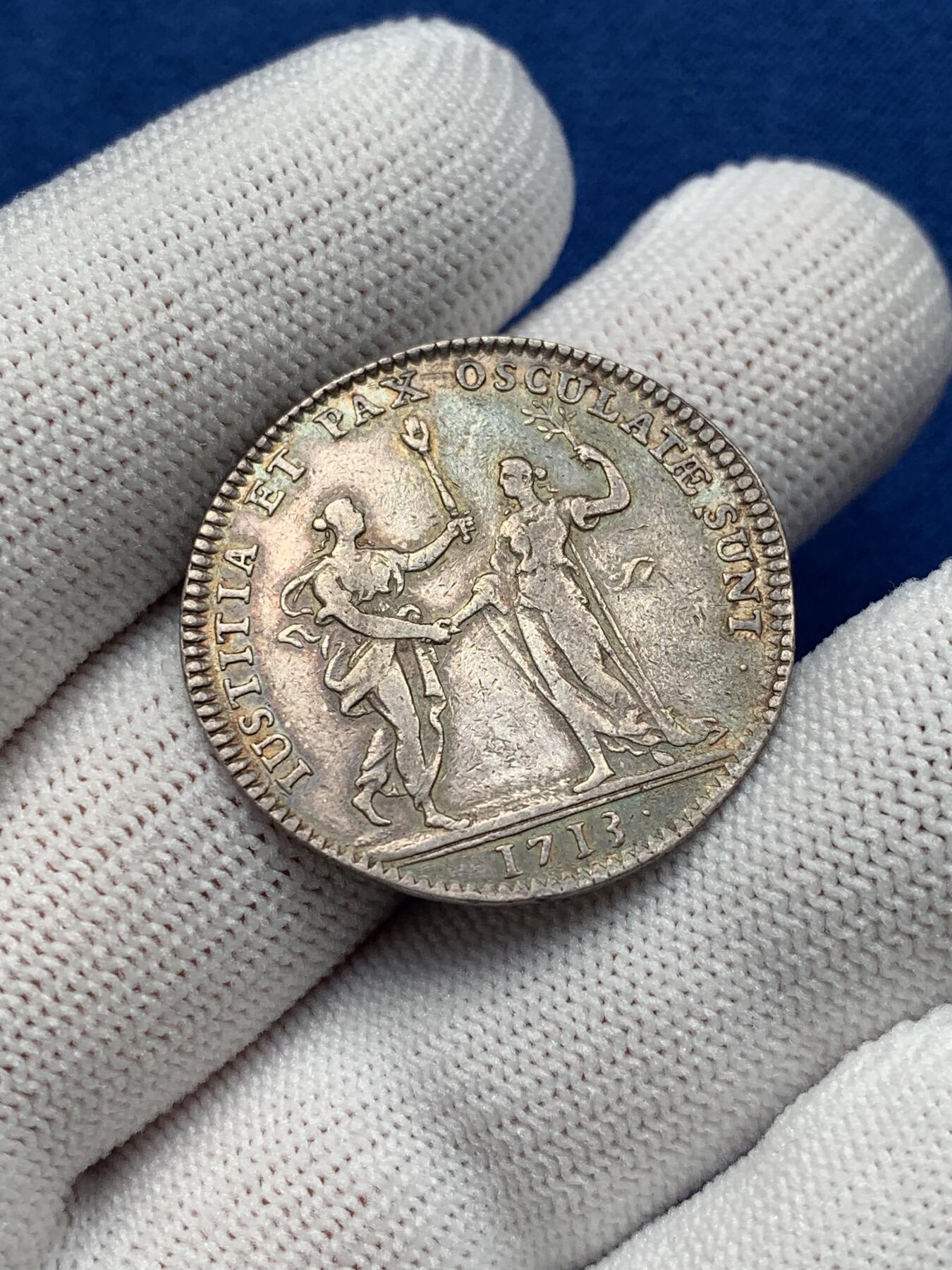 《竞宝斋》第281场- 周日，周一 ，周二3场连拍 （全场包邮） 法国银质代币，1713年法院的法律与律师，7.75g，30.7mm