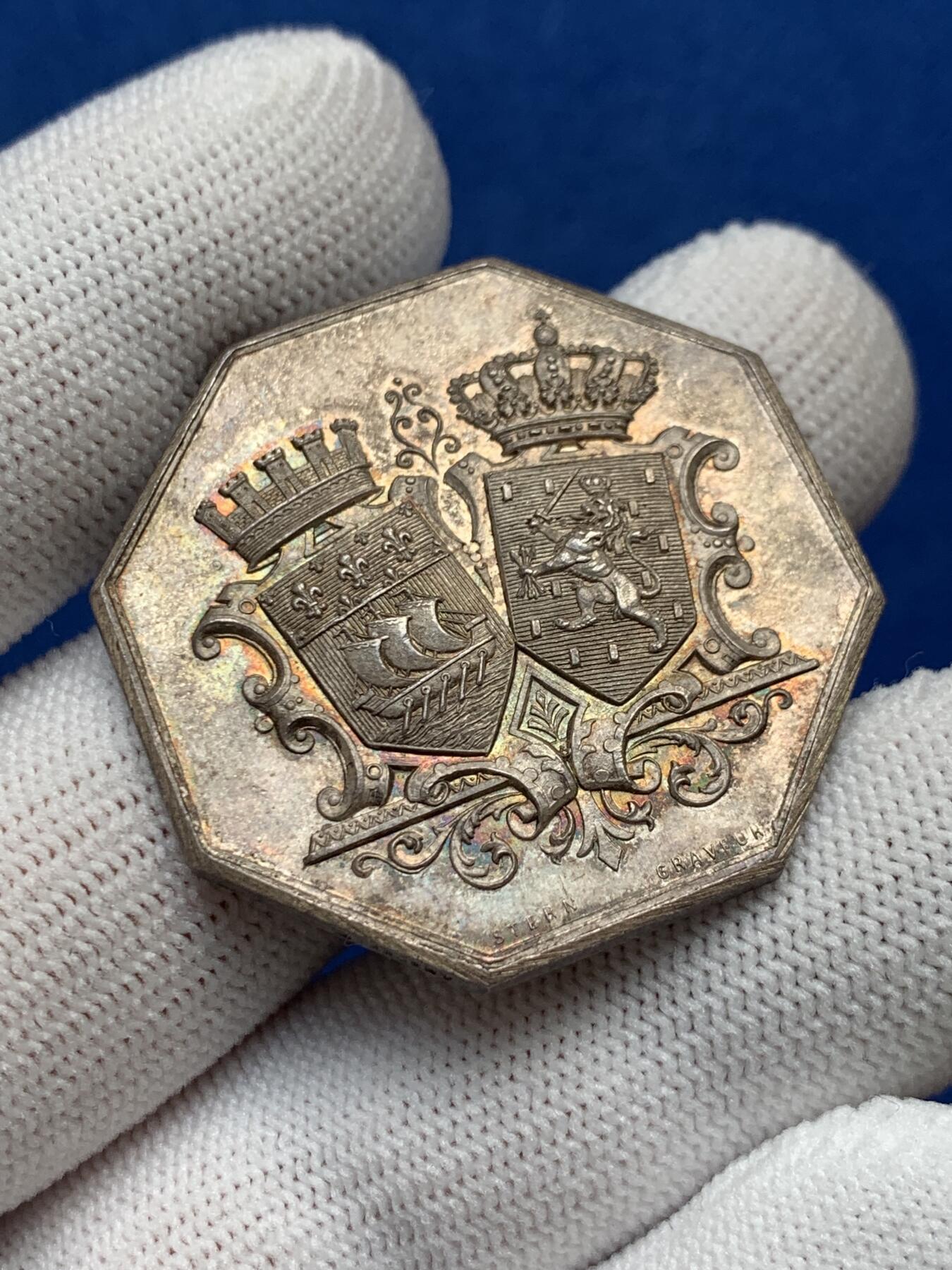 《竞宝斋》第281场- 周日，周一 ，周二3场连拍 （全场包邮） 法国巴黎-荷兰银行八角银jeton，36.6mm，21.2克，丰饶角+1ARGENT边铭