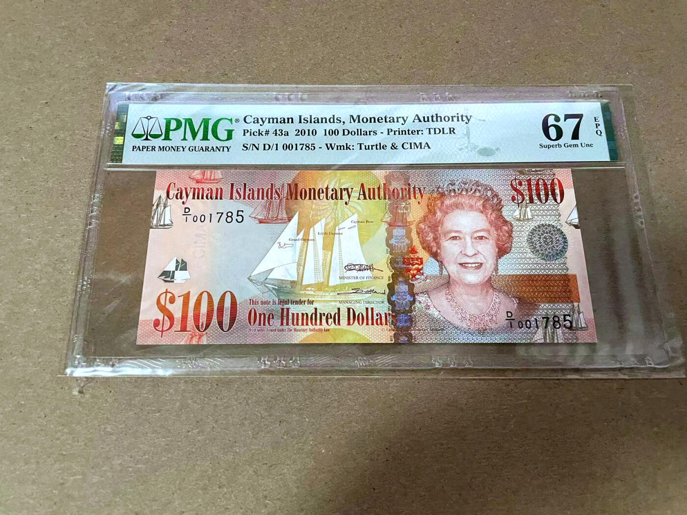 【Blue Auction】✨世界纸币精拍第492期【精】 【首发冠无47千位小号】开曼群岛 2010年100元 PMG67EPQ 高分 女王