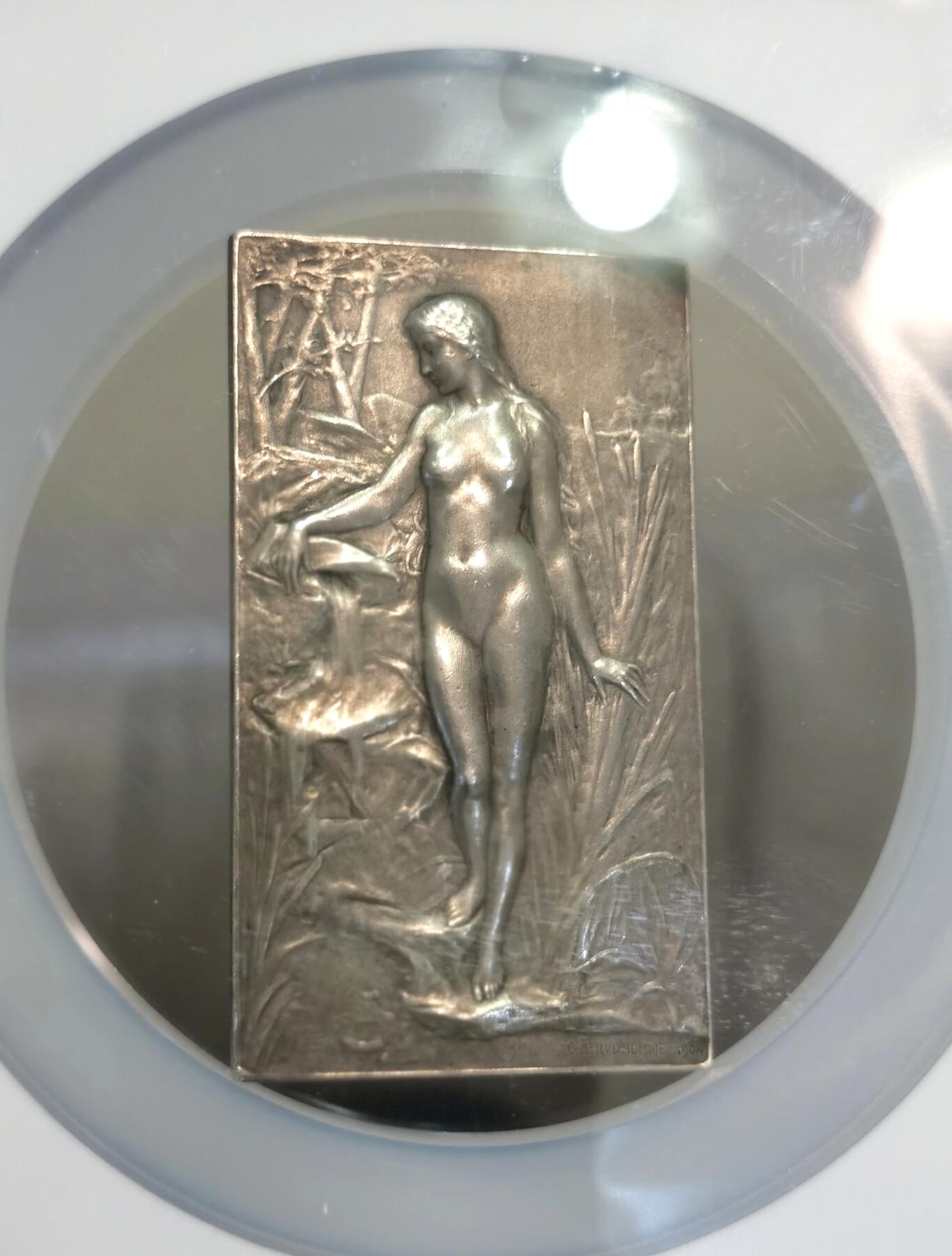 【麦稀奇世界钱币展】博洋堂“流萤染夏”六月精品专场暨第081期（全场包邮） 1904年法国溪边少女银章，NGC MS61，40*69mm