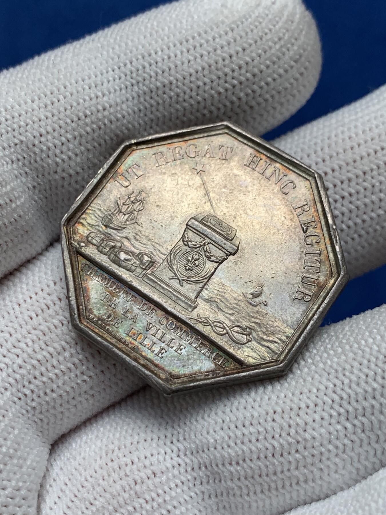 《竞宝斋》第281场- 周日，周一 ，周二3场连拍 （全场包邮） 法国查理十世头像里尔市商会八角银jeton，30.6mm，12.38克，早期无边铭