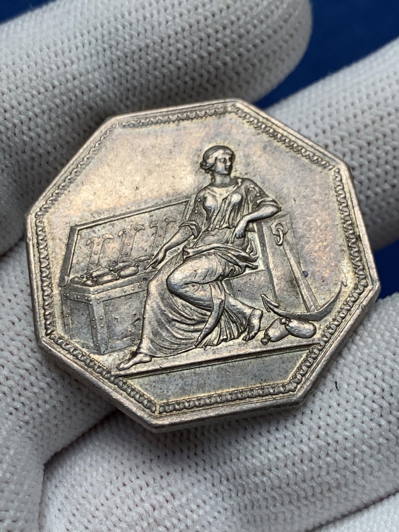 《竞宝斋》第281场- 周日，周一 ，周二3场连拍 （全场包邮） 法国巴黎贴现银行八角银质jeton，15.25g，33.7mm，早期无边铭