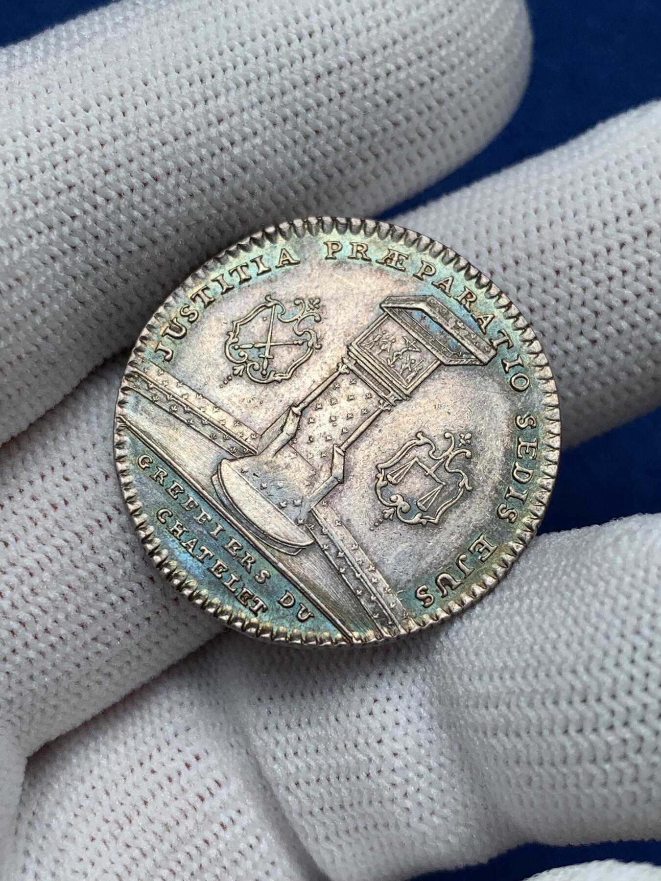 《竞宝斋》第281场- 周日，周一 ，周二3场连拍 （全场包邮） 法国代用银币，18世纪巴黎夏泰莱司法职员，5.75g，28.6mm