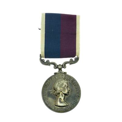 勋章奖章交易所6月15日麦稀奇展会拍卖 - 英国皇家空军长期服役奖章，银质