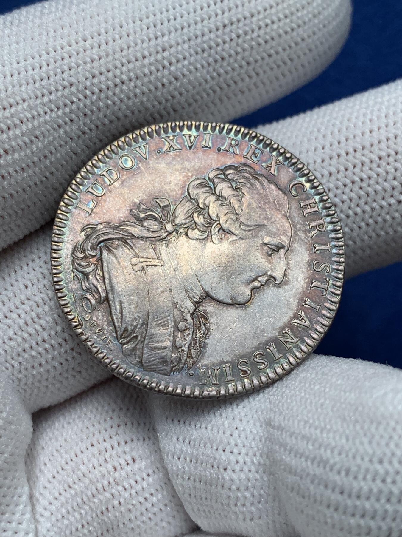 《竞宝斋》第281场- 周日，周一 ，周二3场连拍 （全场包邮） 法国银质代币，1782年路易十六头像里尔商会，10.71g，30.8mm