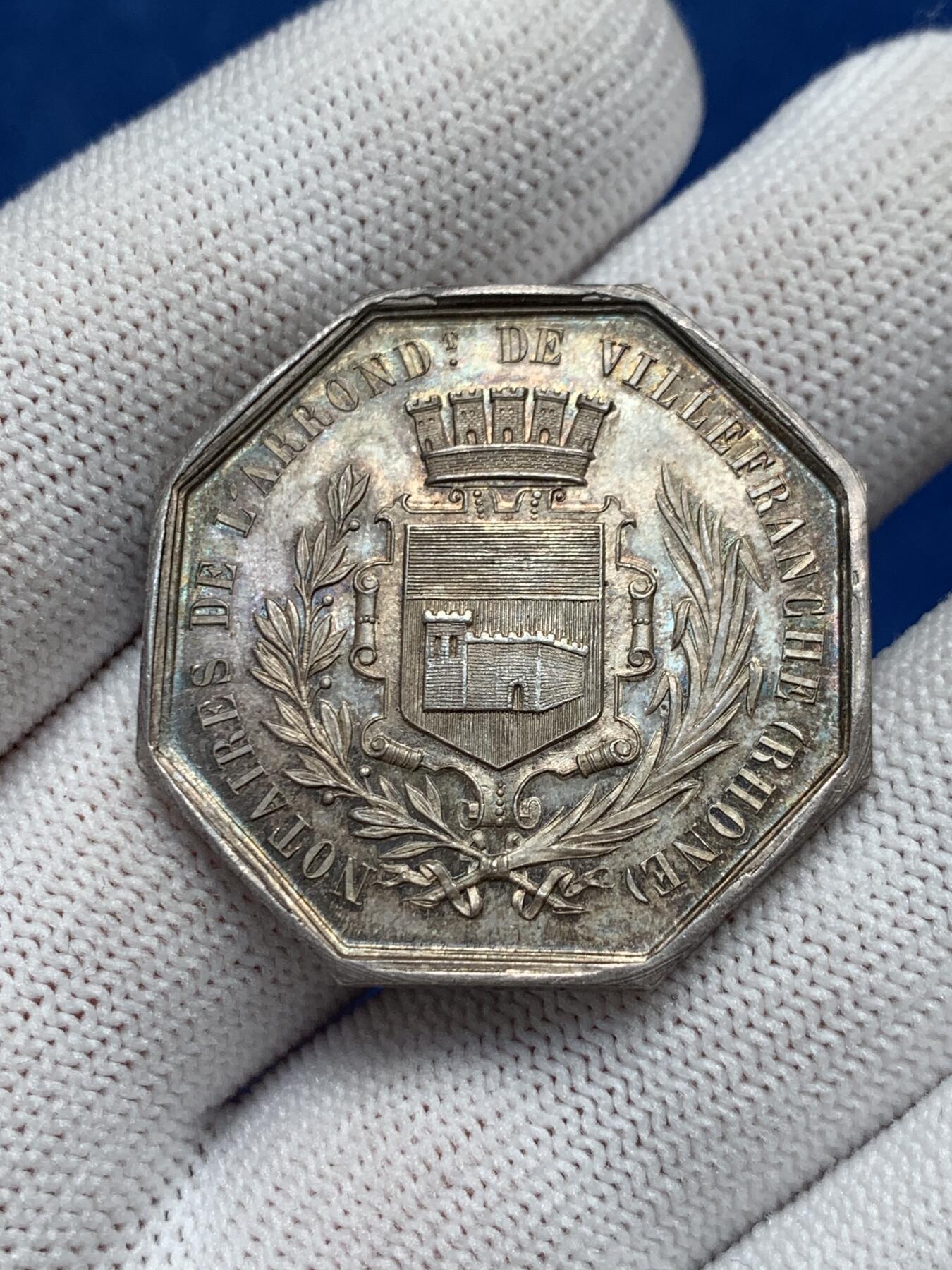 《竞宝斋》第281场- 周日，周一 ，周二3场连拍 （全场包邮） 法国索恩河畔自由城地区罗纳公证人八角银jeton，33.5mm，17.34克，蜜蜂+ARGENT边铭