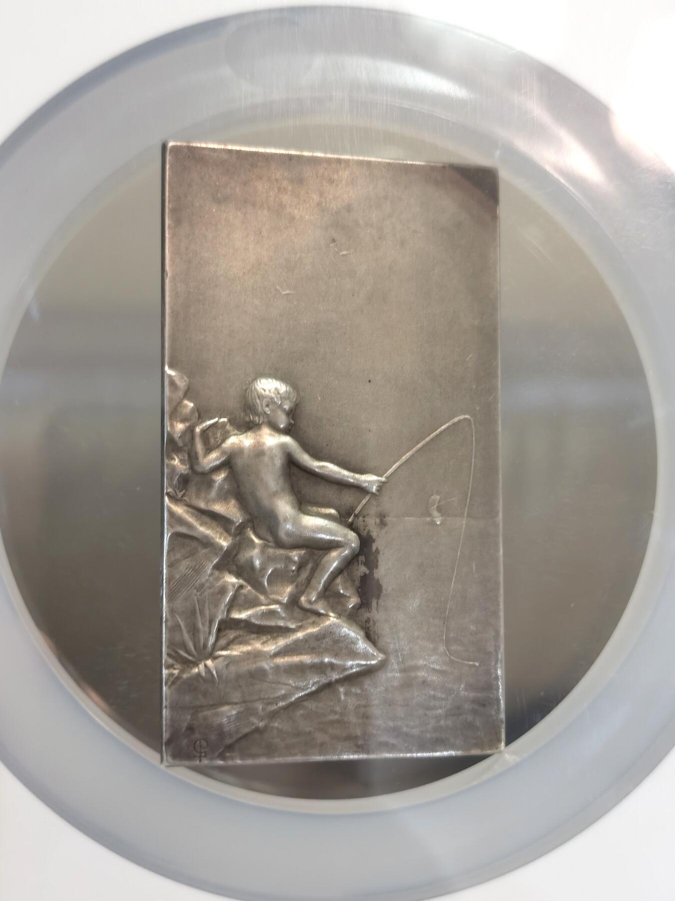 【麦稀奇世界钱币展】博洋堂“流萤染夏”六月精品专场暨第081期（全场包邮） 1904年法国溪边少女银章，NGC MS61，40*69mm