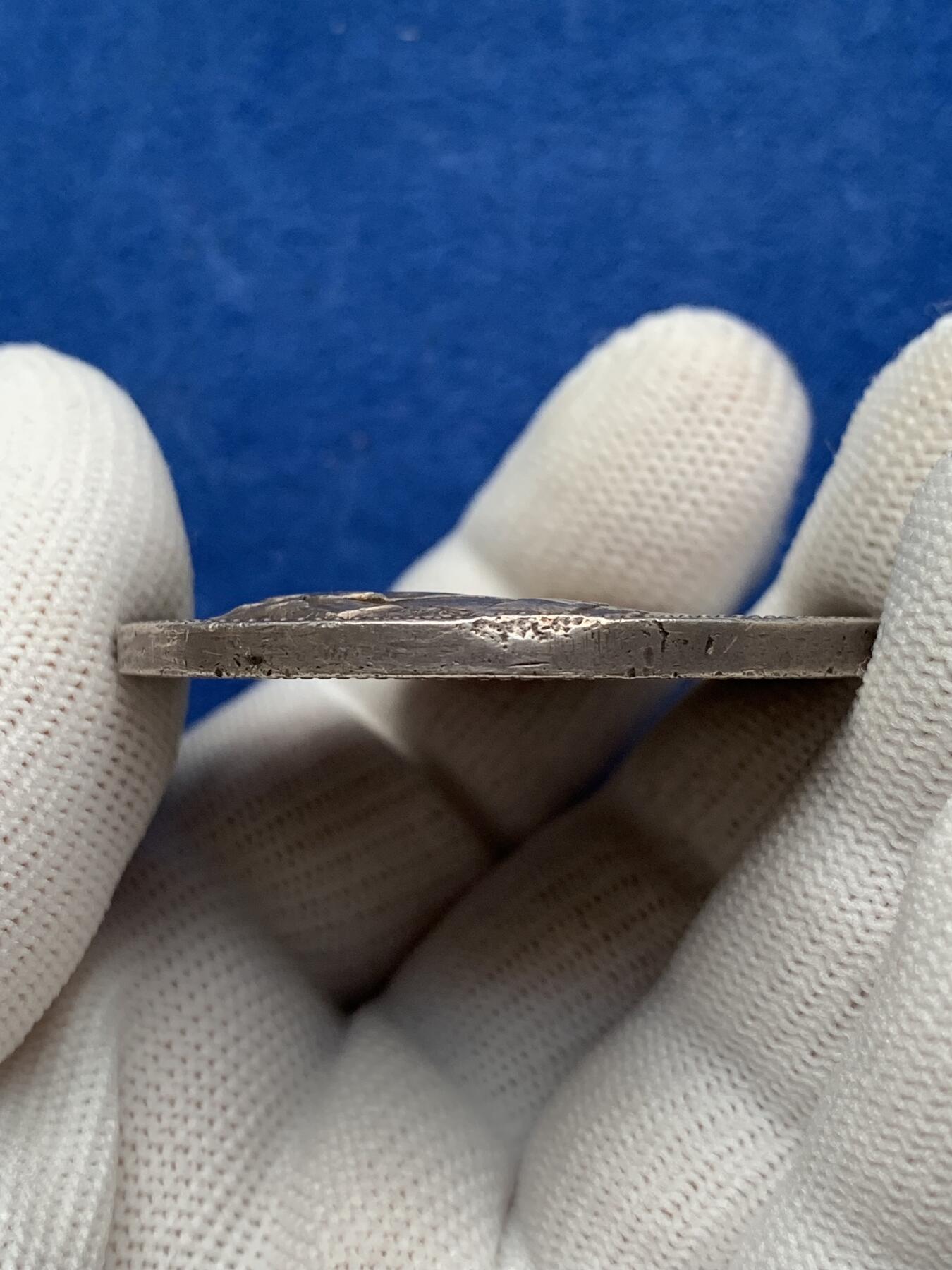 《竞宝斋》第281场- 周日，周一 ，周二3场连拍 （全场包邮） 德国威廉二世与奥古斯特银婚纪念大银章，50.80g，45.2mm，有磕碰