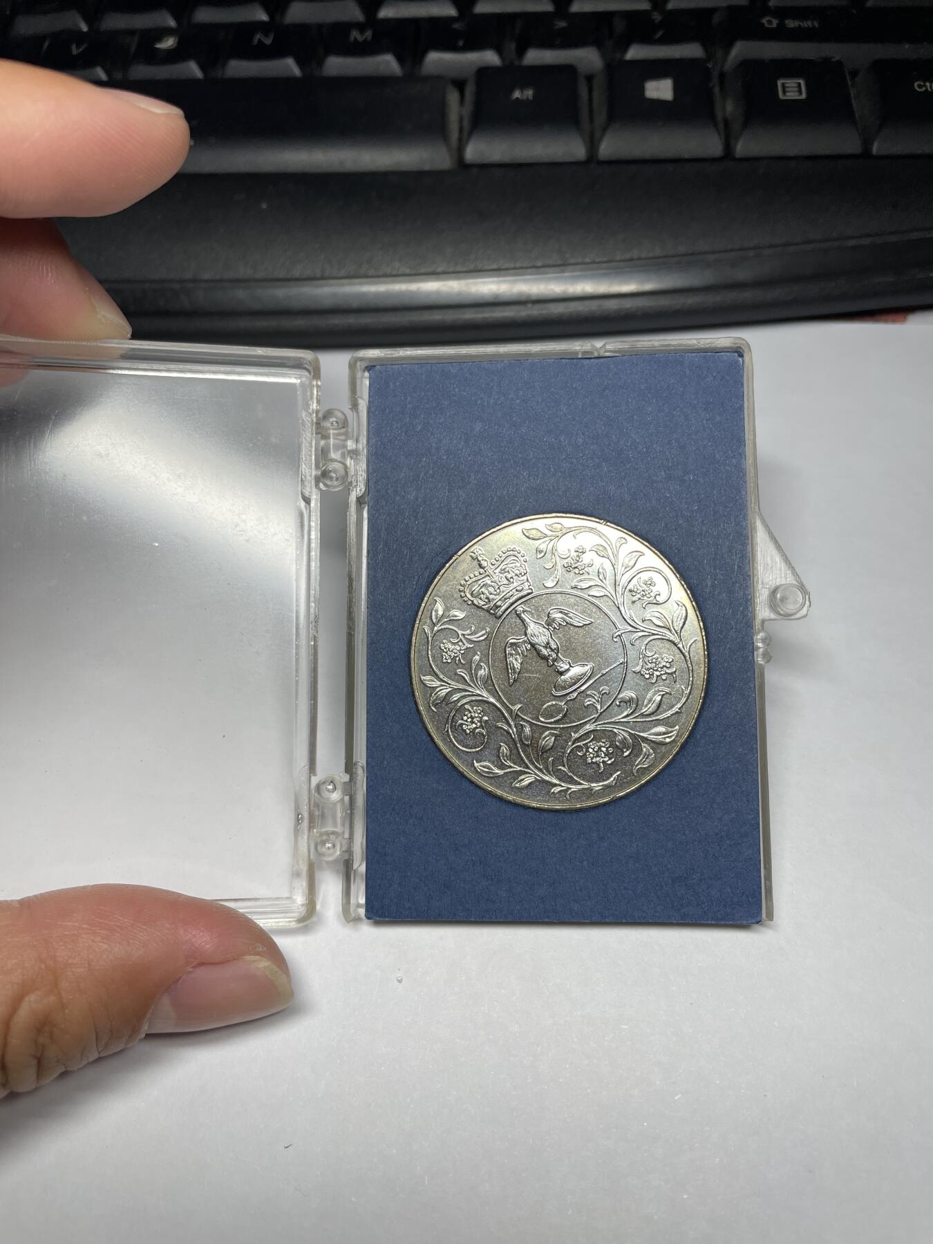 2024年集古藏今外币拍卖第九期-第2场—（总第82拍） 1977年英国克朗纪念币