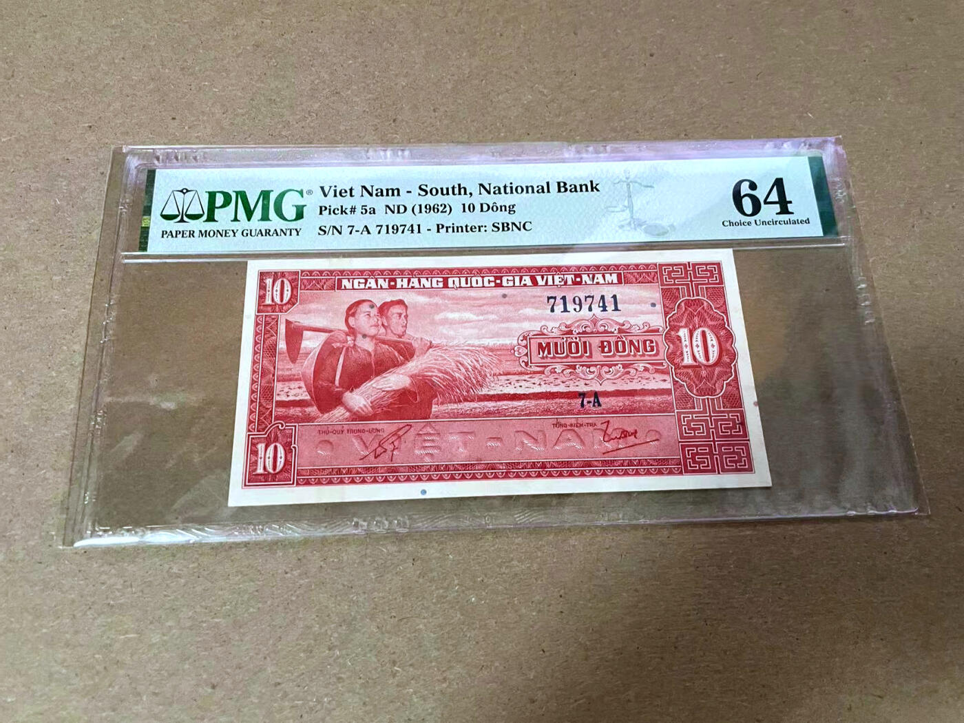 【Blue Auction】✨世界纸币精拍第492期【精】 南越 1962年10盾 PMG64