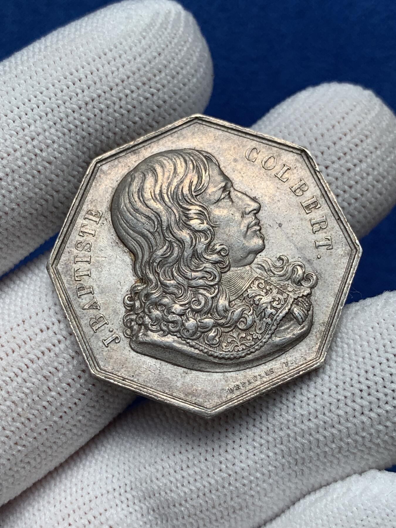 《竞宝斋》第281场- 周日，周一 ，周二3场连拍 （全场包邮） 法国亚眠商会八角银质代币，国务大臣让-巴蒂斯特·科尔伯特，18.09g，33.6mm，蜜蜂边铭