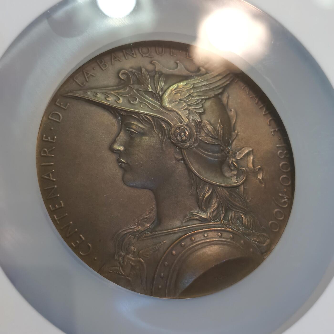 【麦稀奇世界钱币展】博洋堂“流萤染夏”六月精品专场暨第081期（全场包邮） 1900年法国法兰西银行百年铜章，NGC MS64BN，直径68mm